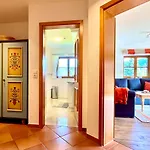 Wunderschöne Mit Balkon Und Blick Auf Alpen Apartment *